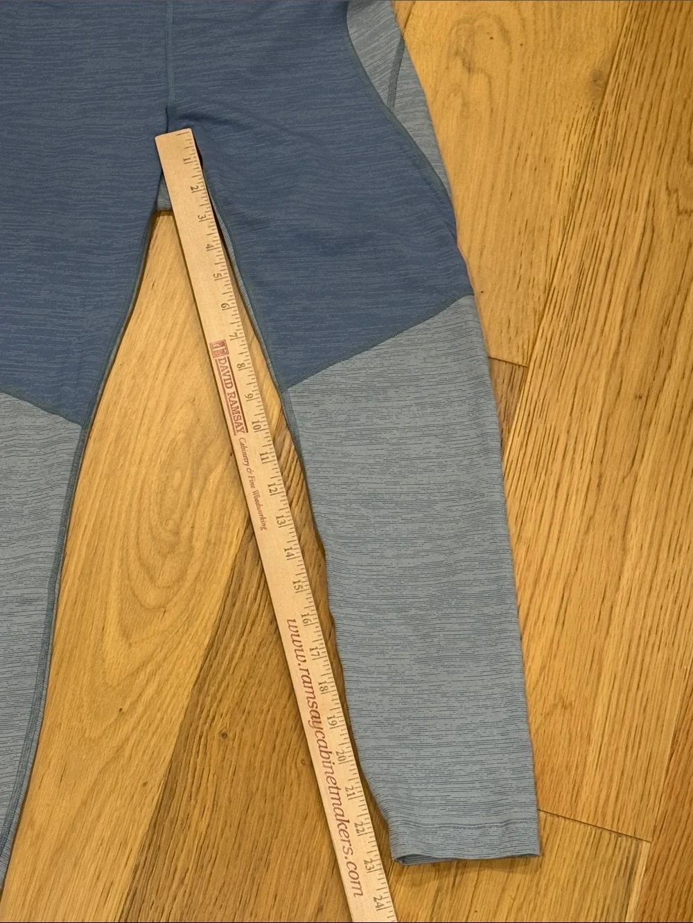 *Outdoor Voices Heathered Blue Techsweat Leggings Womens Medium - Picture 11 of 11